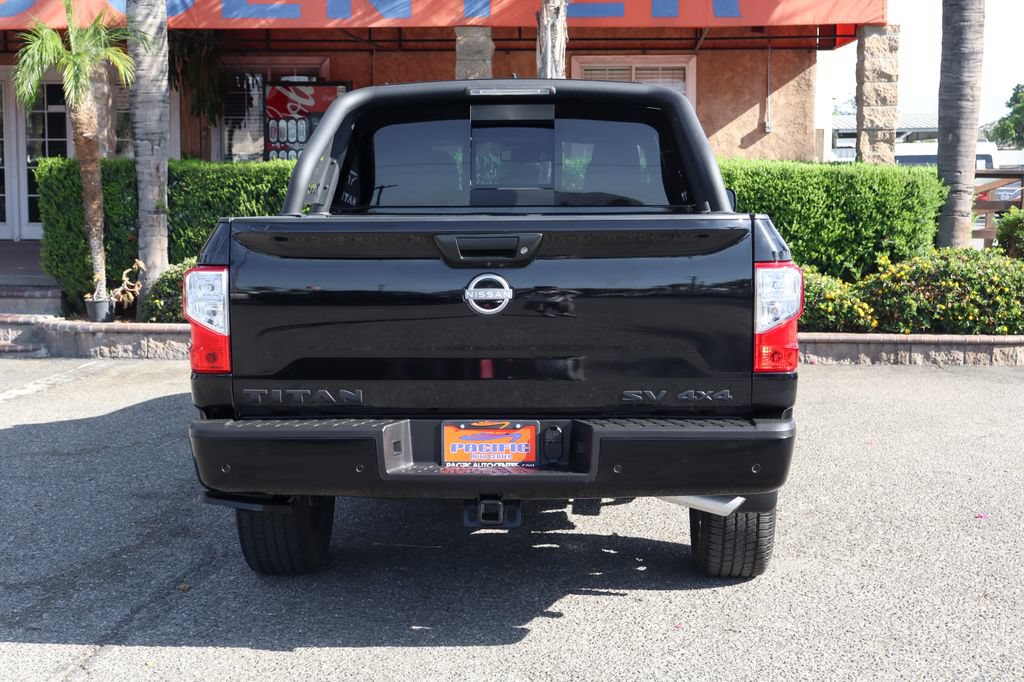 Used 2024 Nissan Titan SV w/ SV Bronze Edition Package AWD/4WD image 7