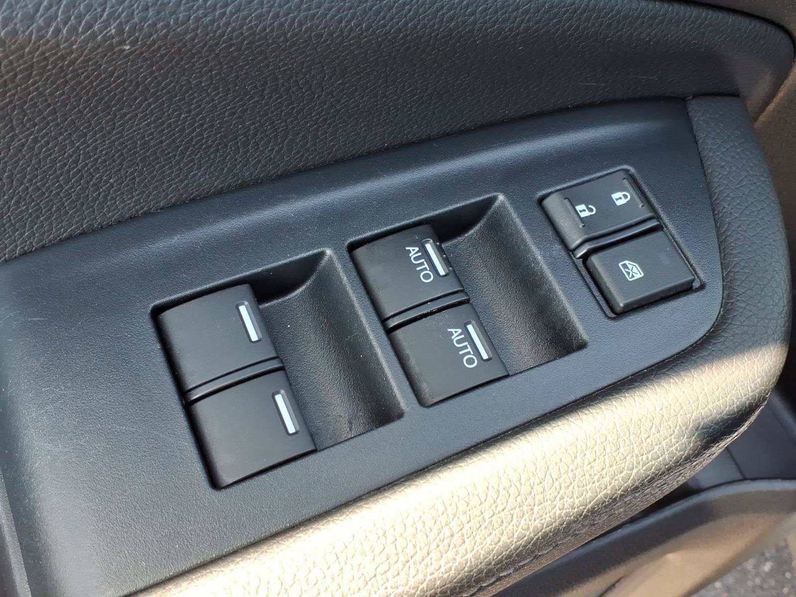 Used 2023 Honda Passport EX-L image 12