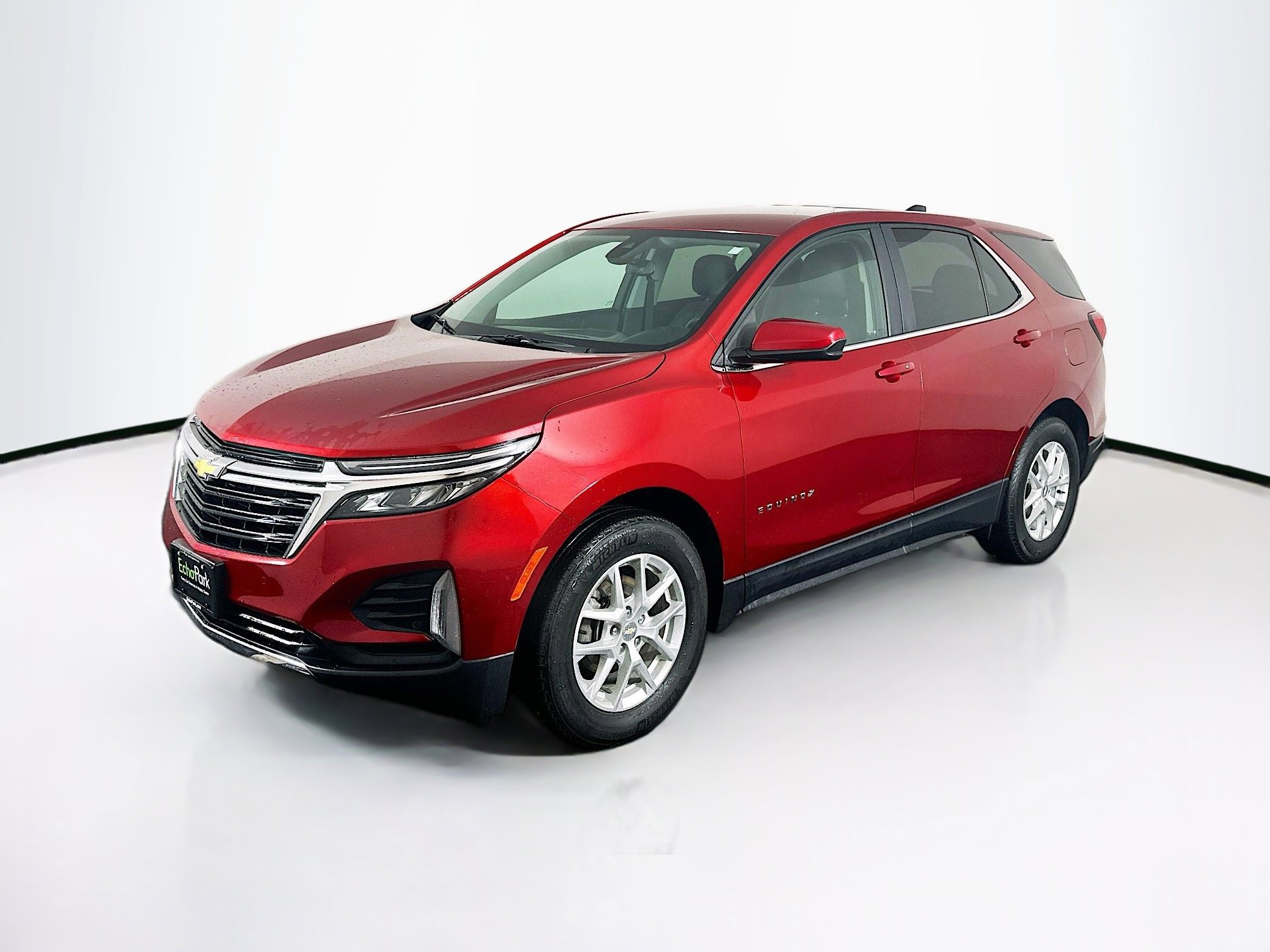 Used 2023 Chevrolet Equinox LT image 3