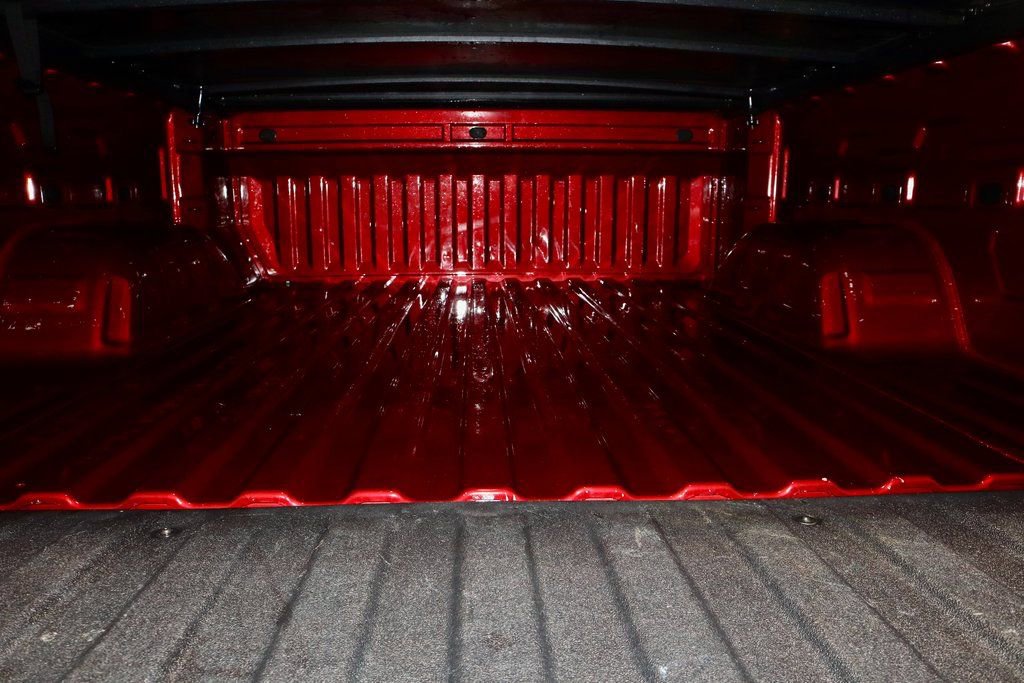 Used 2022 GMC Sierra 1500 Elevation image 16