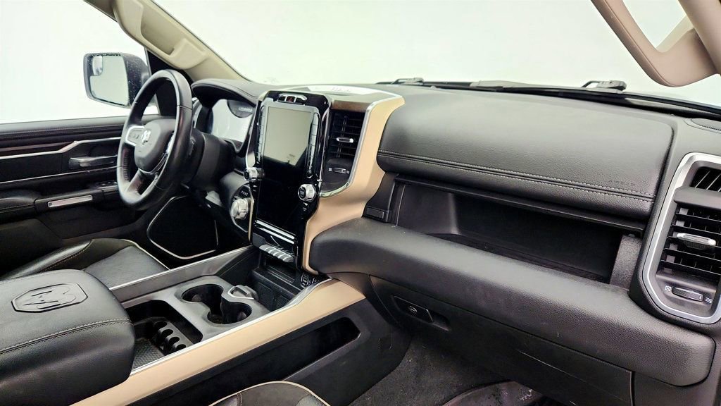 Used 2022 RAM 1500 Laramie AWD/4WD image 25