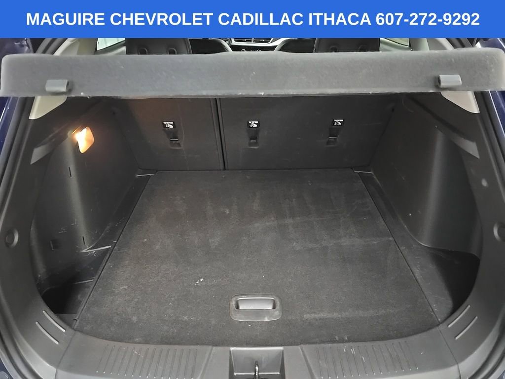 Used 2024 Chevrolet Trax LT w/ LT Convenience Package FWD image 11