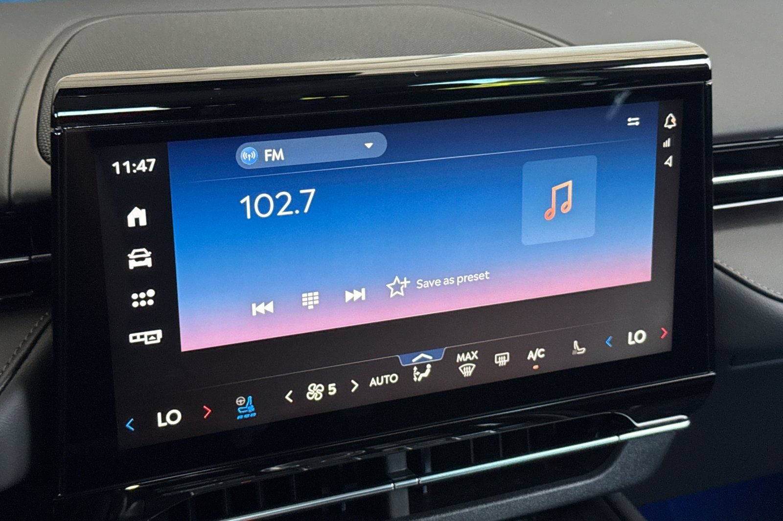 New 2026 Lincoln Nautilus Reserve AWD/4WD image 14