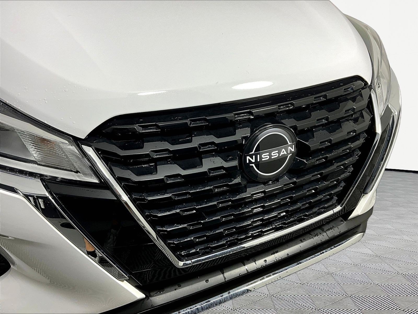 Certified 2022 Nissan Kicks S FWD image 32