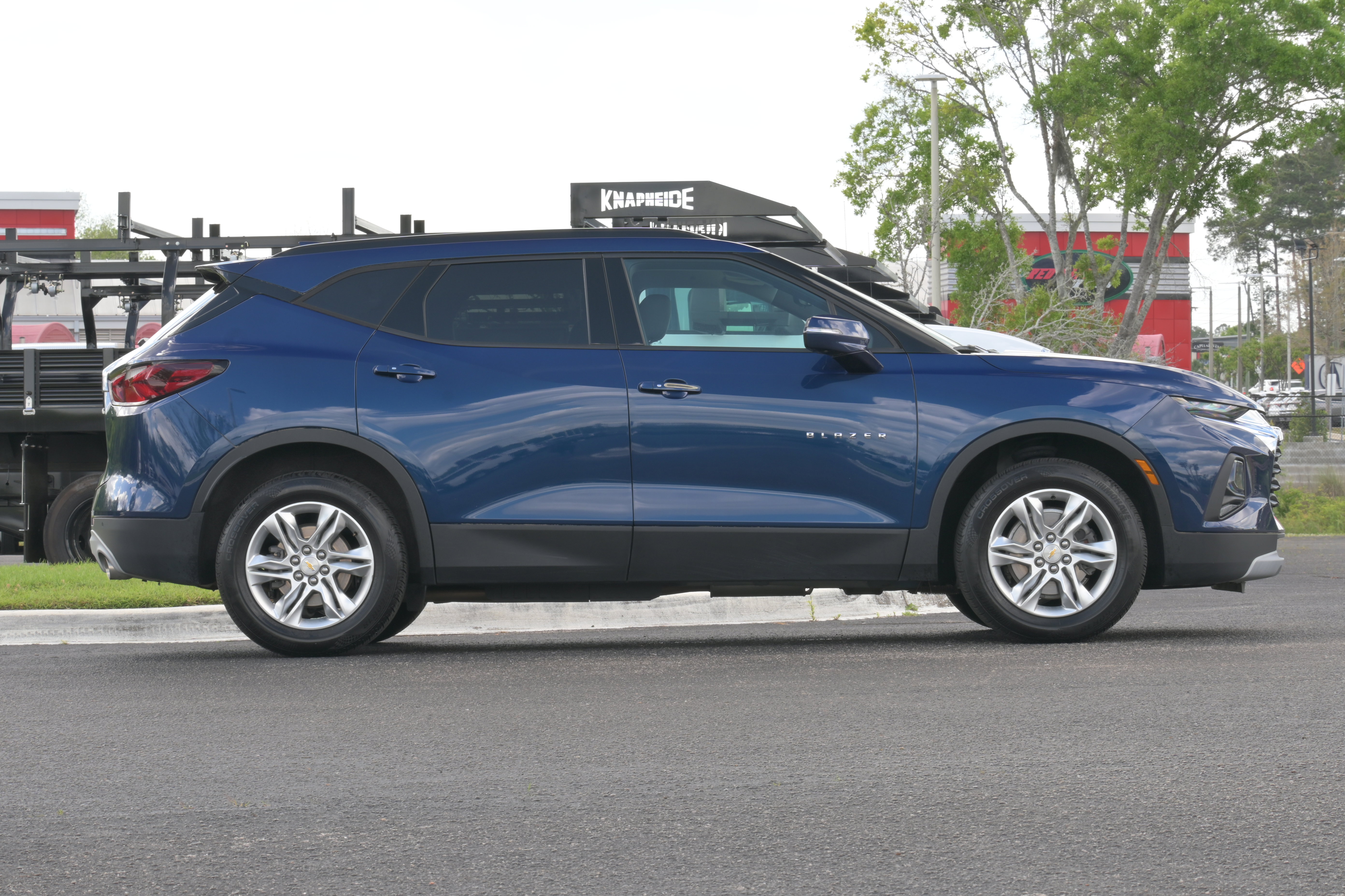 Used 2022 Chevrolet Blazer LT w/ Sound & Technology Package AWD/4WD image 7