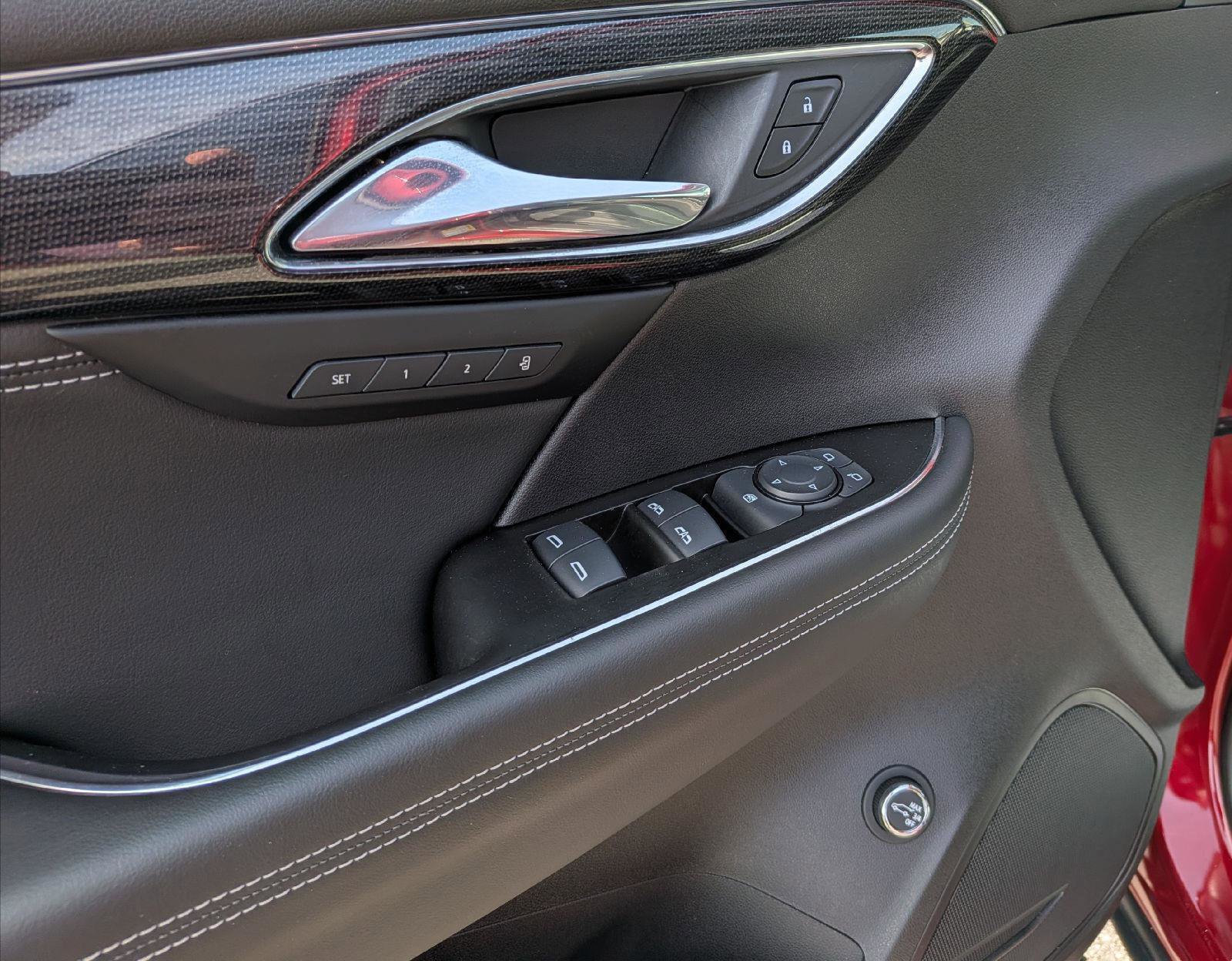 Used 2023 Buick Envision Essence FWD image 12