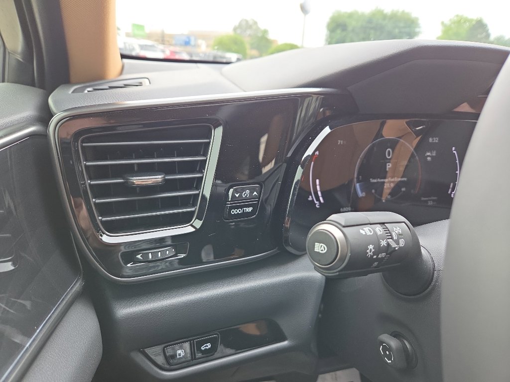 Used 2025 Lexus NX 350 AWD w/ Accessory Package (2T) image 30