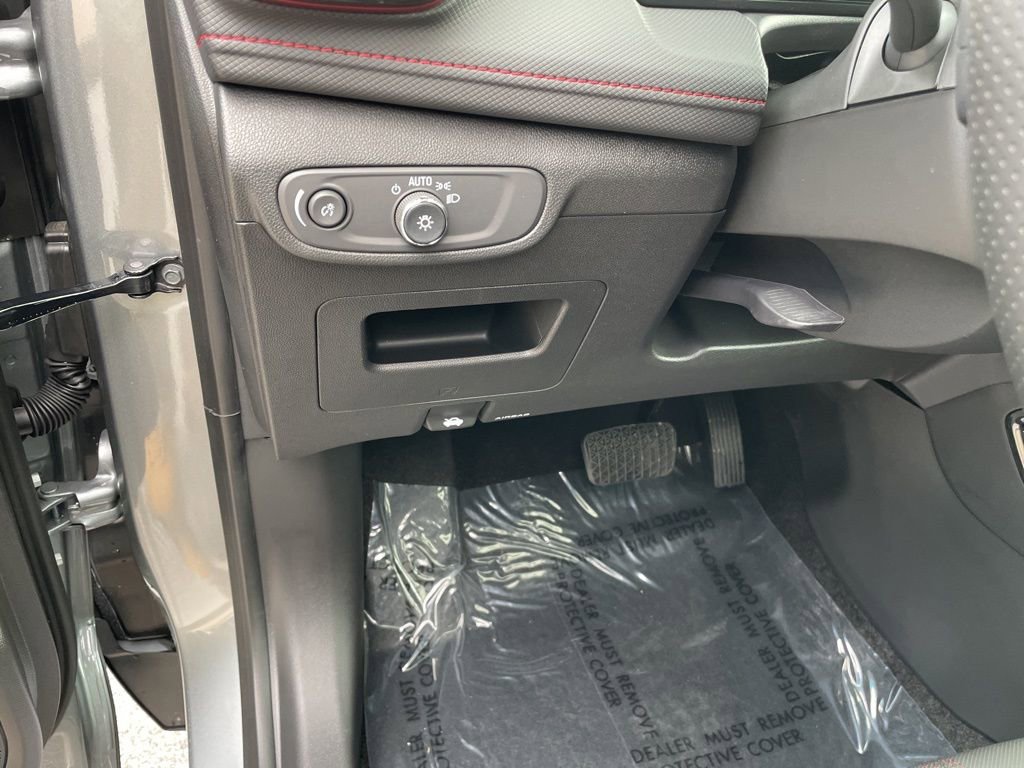 New 2026 Chevrolet TrailBlazer RS w/ Convenience Package image 9