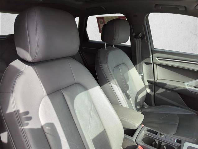 Used 2020 Audi Q3 2.0T Premium Plus w/ Premium Plus Package image 25