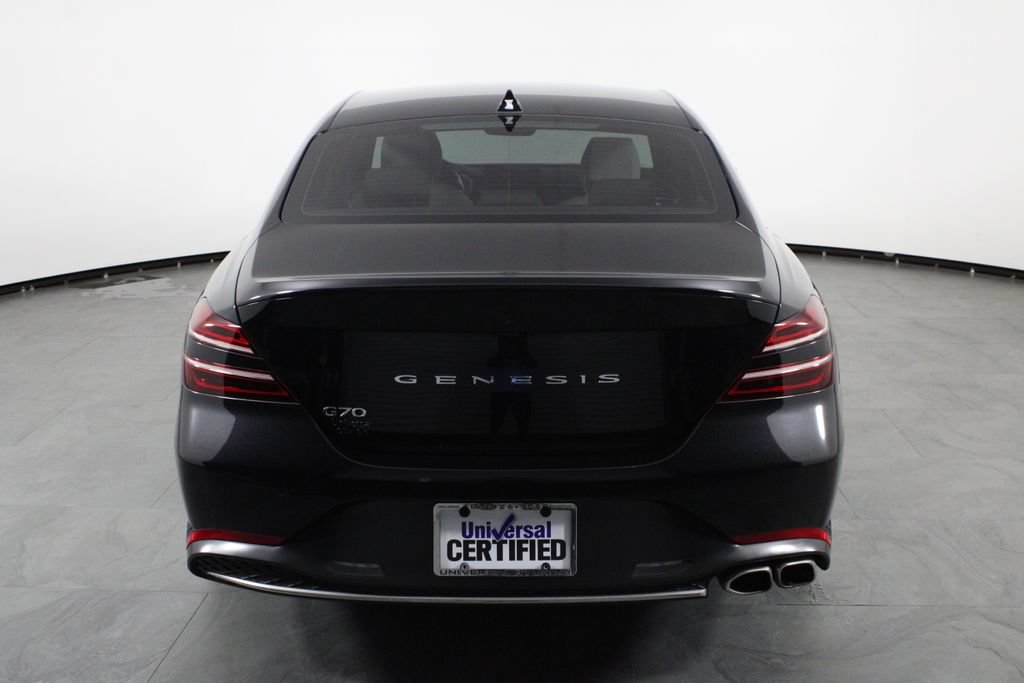 Used 2023 Genesis G70 2.0T RWD image 9