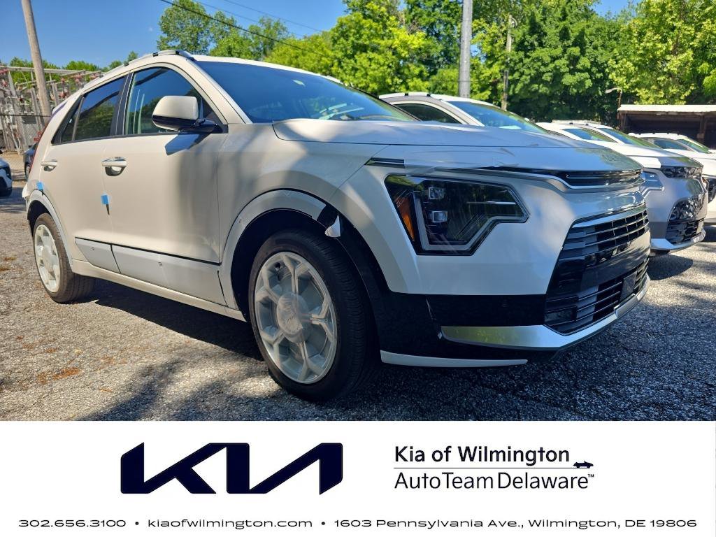 New 2026 Kia Niro SX Touring