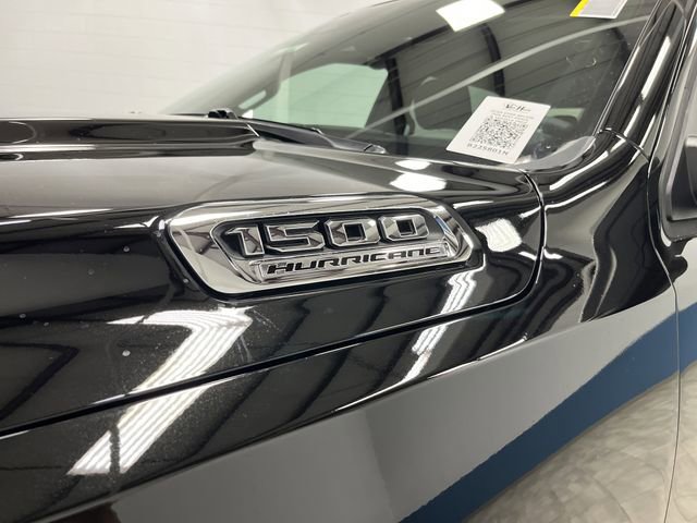 New 2026 RAM 1500 4x4 Crew Cab image 37