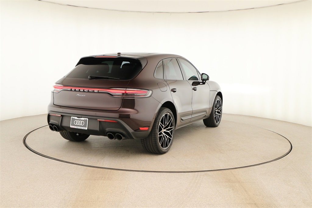 Used 2023 Porsche Macan Turbo image 6