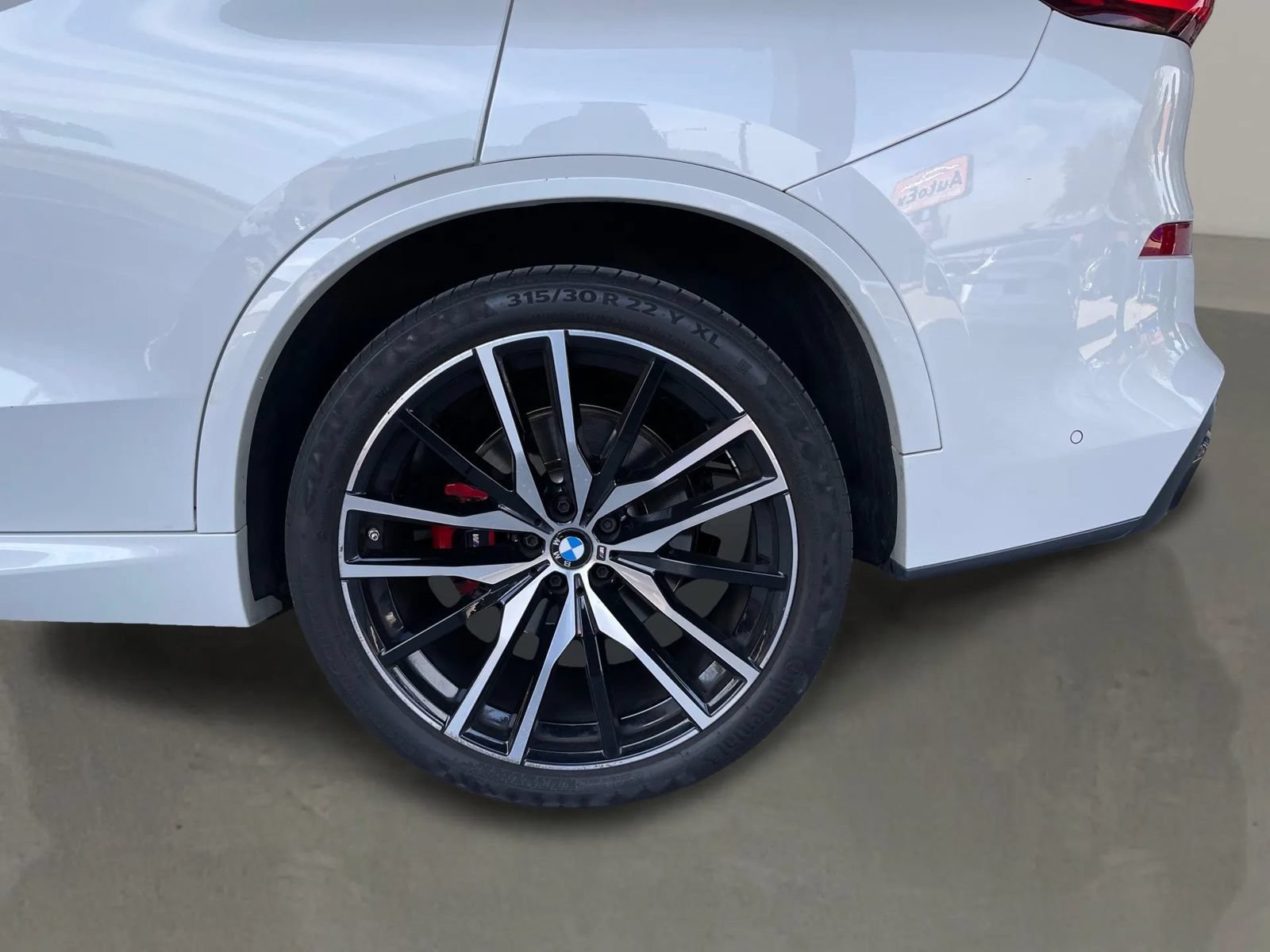 Used 2023 BMW X5 sDrive40i w/ M Sport Package RWD image 9