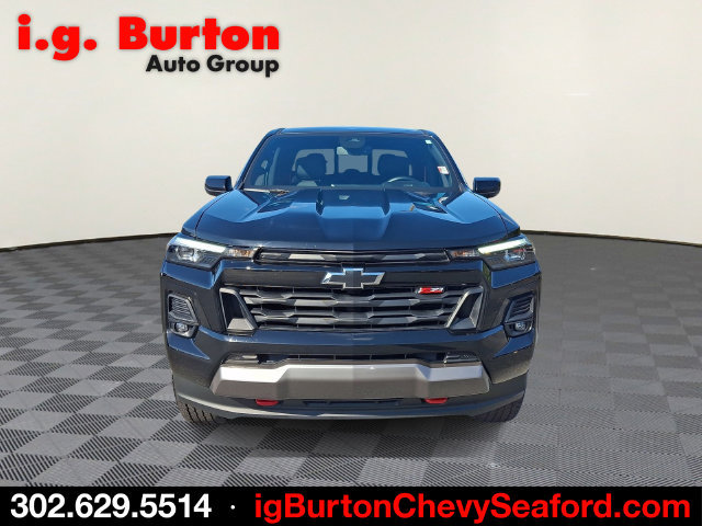 Used 2023 Chevrolet Colorado Z71 w/ Z71 Convenience Package 2 AWD/4WD image 2