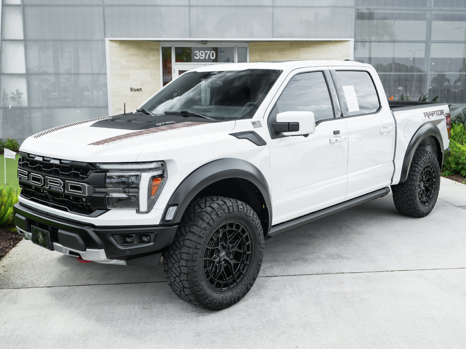 Used 2025 Ford F150 Raptor AWD/4WD image 26