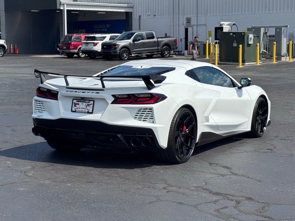 Used 2020 Chevrolet Corvette Stingray Premium Cpe w/ 3LT Preferred Equipment Group RWD image 15
