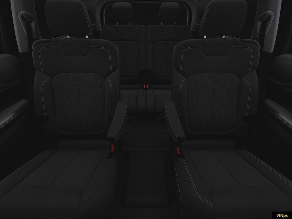 Used 2025 Jeep Grand Cherokee L Laredo image 19