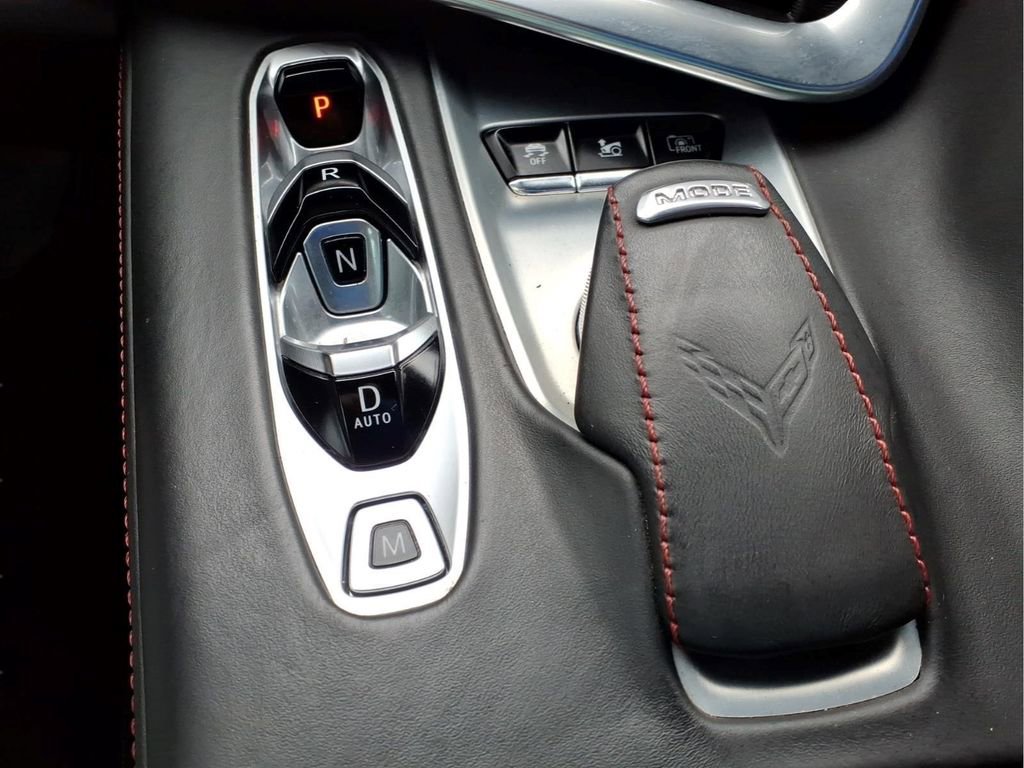 Used 2021 Chevrolet Corvette Stingray Premium Conv w/ Z51 Performance Package RWD image 18