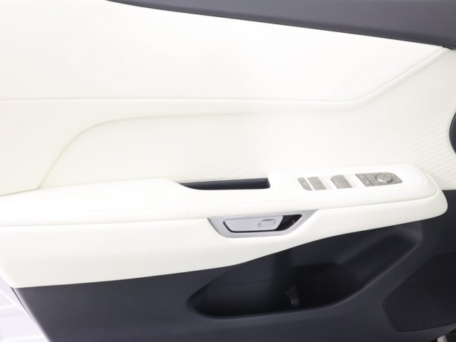 New 2026 Lexus ES 350e w/ Convenience Package FWD image 11