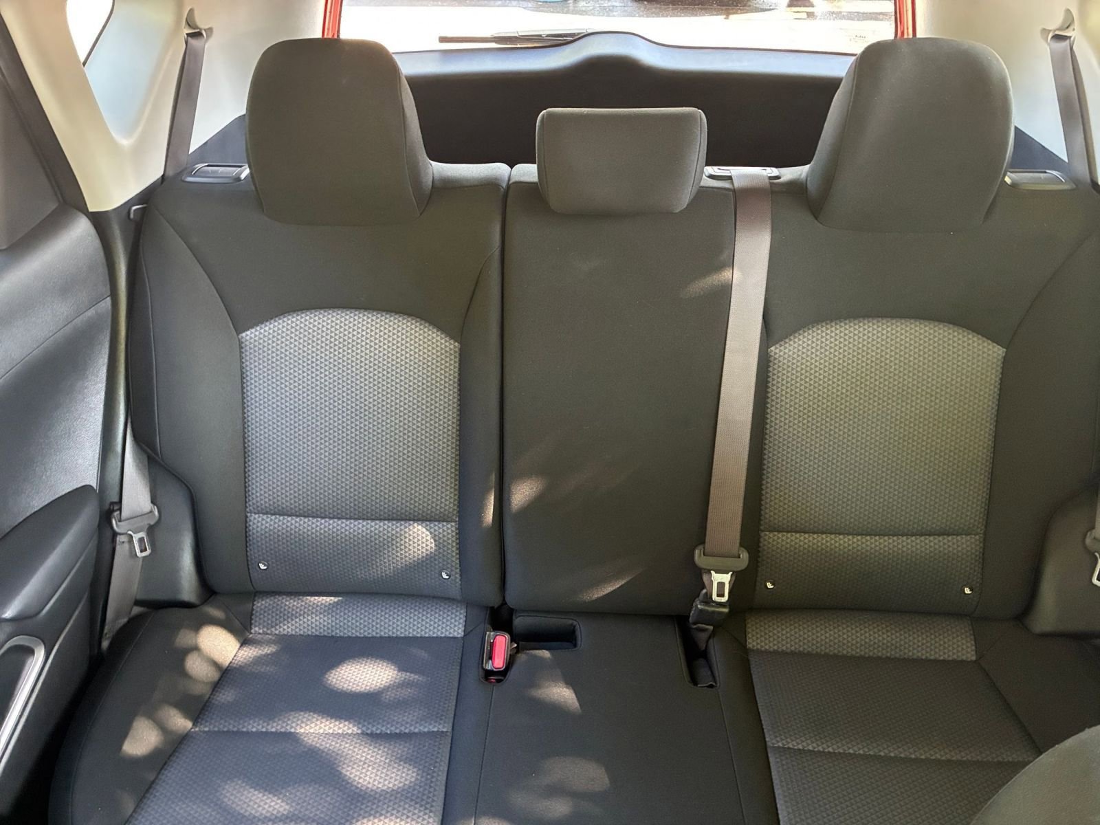 Used 2025 Kia Soul LX w/ LX Technology Package FWD image 38