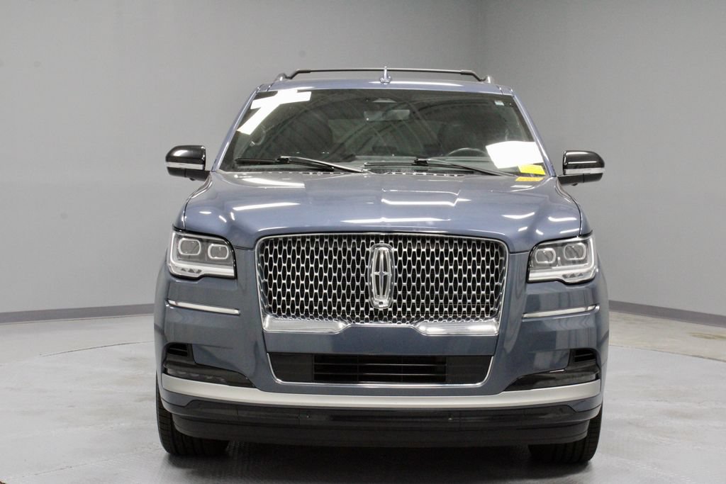 Used 2023 Lincoln Navigator L Reserve AWD/4WD image 8