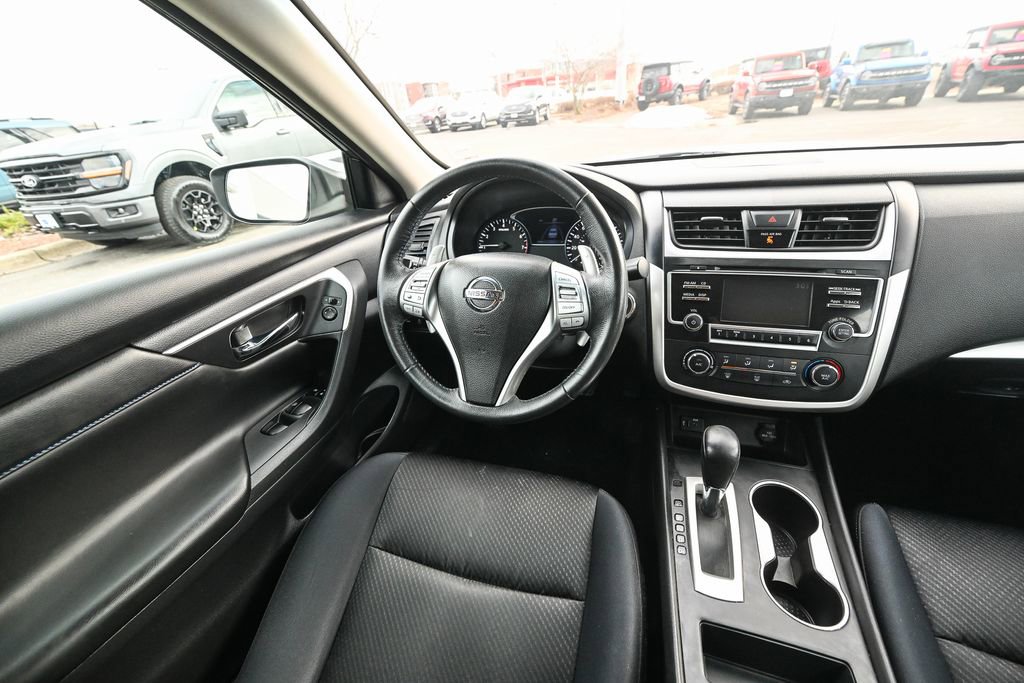 Used 2016 Nissan Altima 2.5 SR image 31