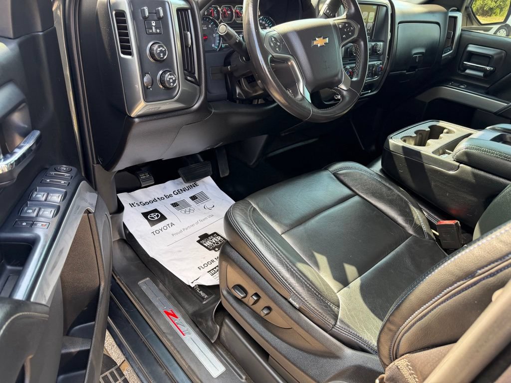 Used 2018 Chevrolet Silverado 1500 LT w/ Texas Edition AWD/4WD image 12