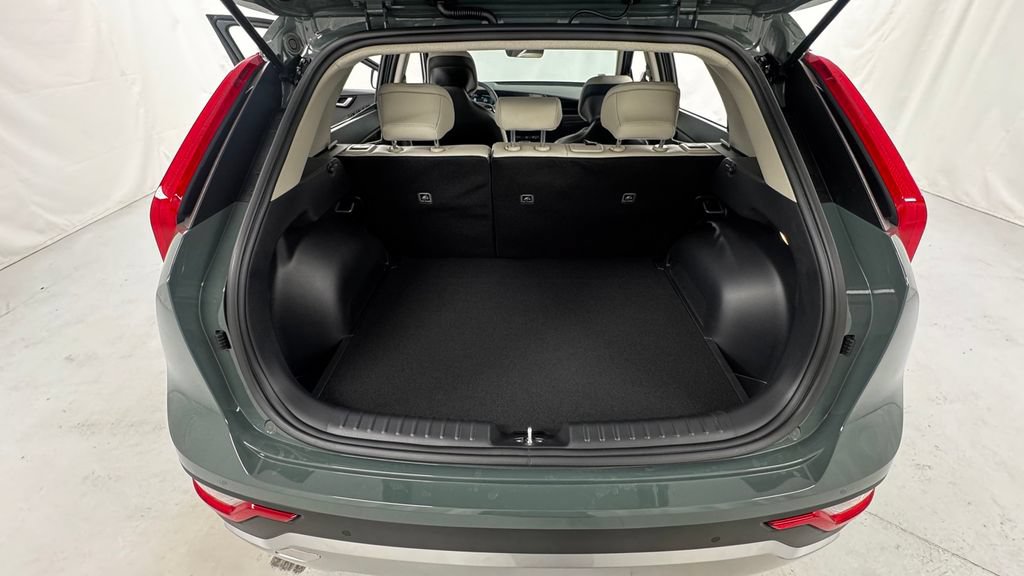 New 2026 Kia Niro EX FWD image 15