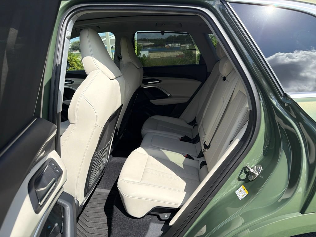 Used 2025 Audi Q5 Premium Plus AWD/4WD image 8