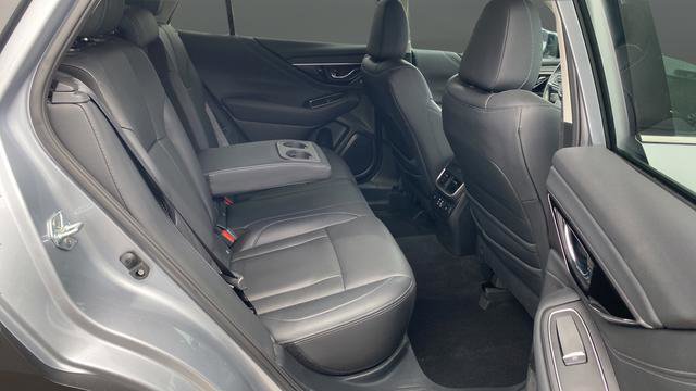 Used 2023 Subaru Outback Touring AWD/4WD image 26