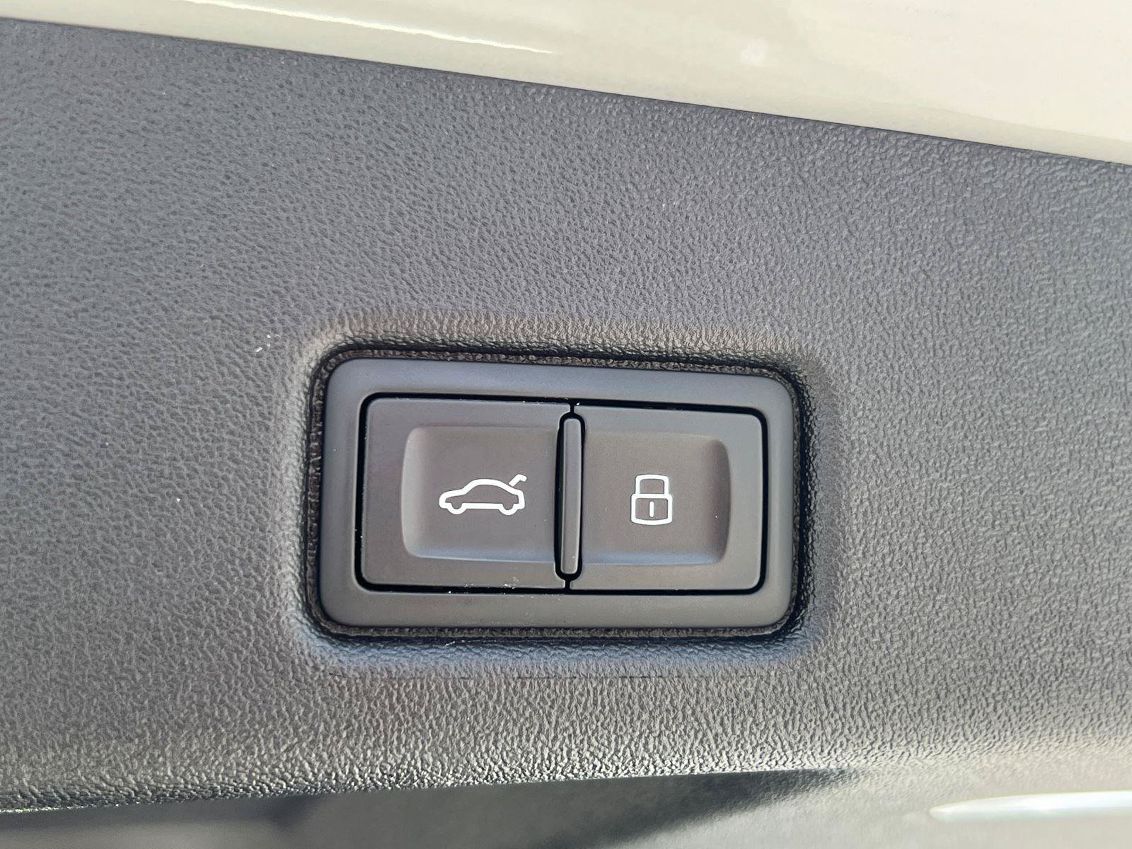 Certified 2025 Audi Q5 Premium w/ Premium Plus AWD/4WD image 20