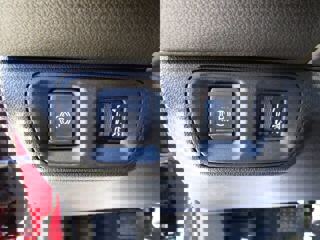 Used 2019 GMC Acadia SLT w/ Black Edition image 16