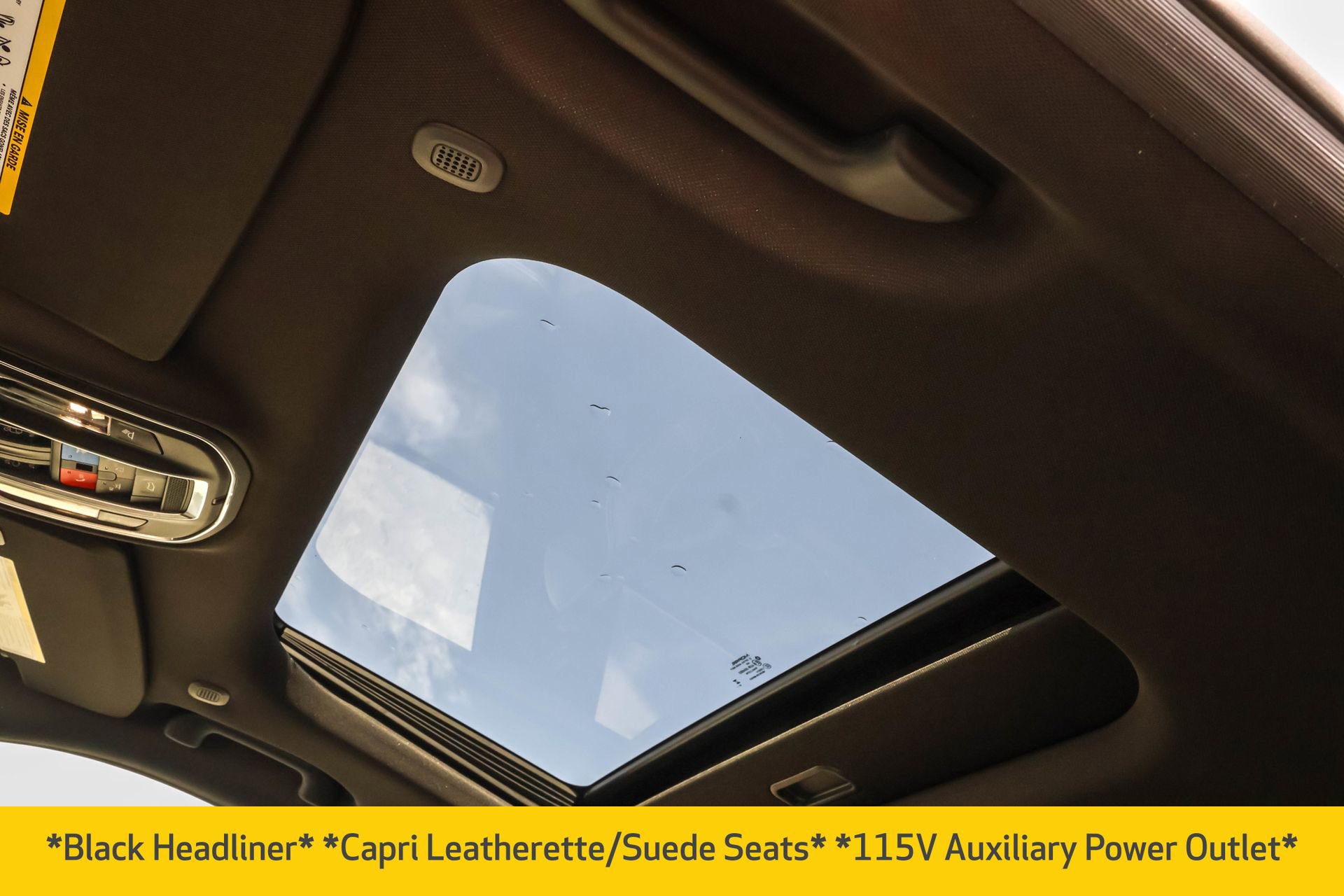 New 2025 Jeep Grand Cherokee Altitude image 7