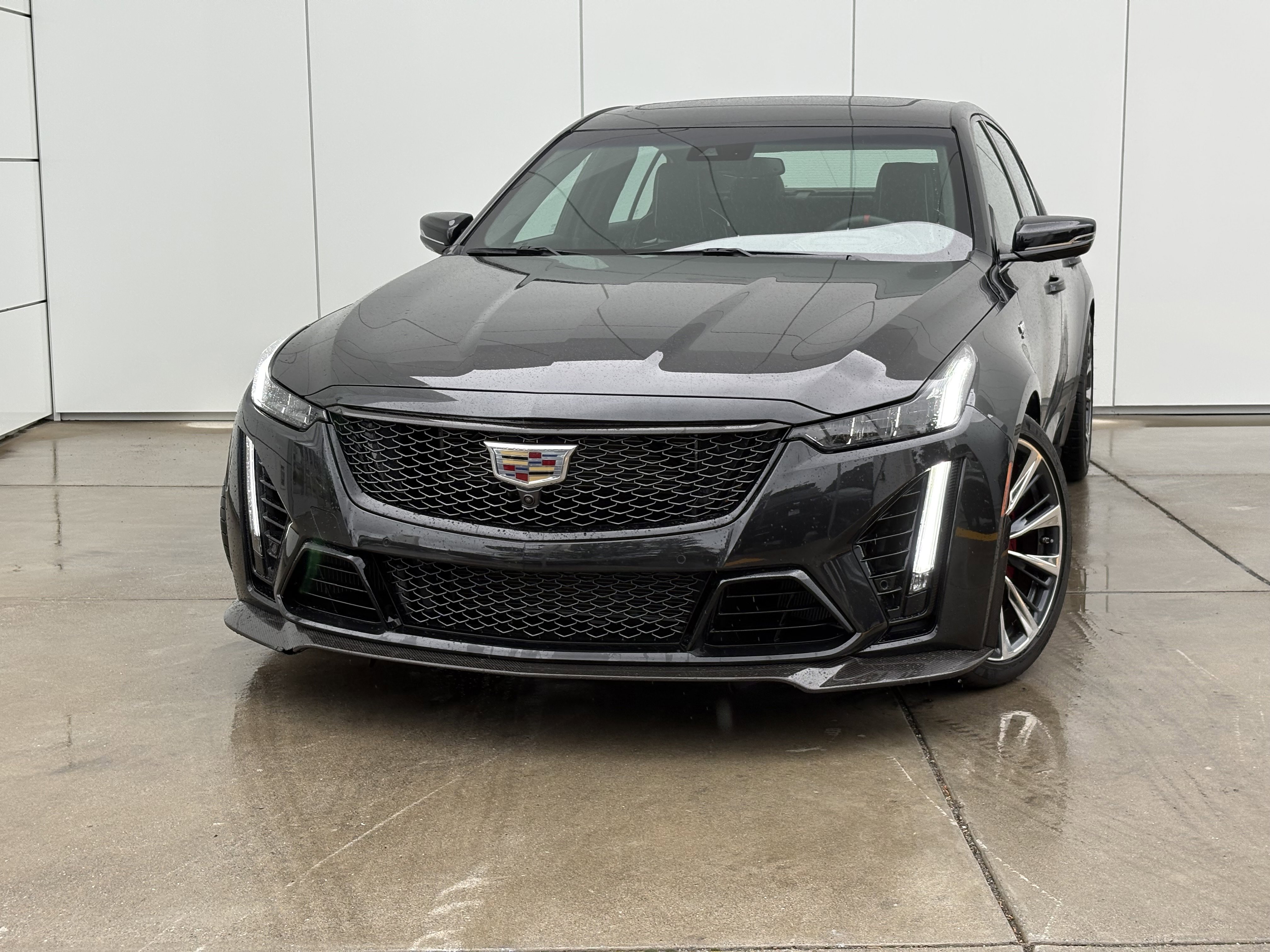 Used 2024 Cadillac CT5 V Blackwing w/ Carbon Fiber Package 2 RWD image 1