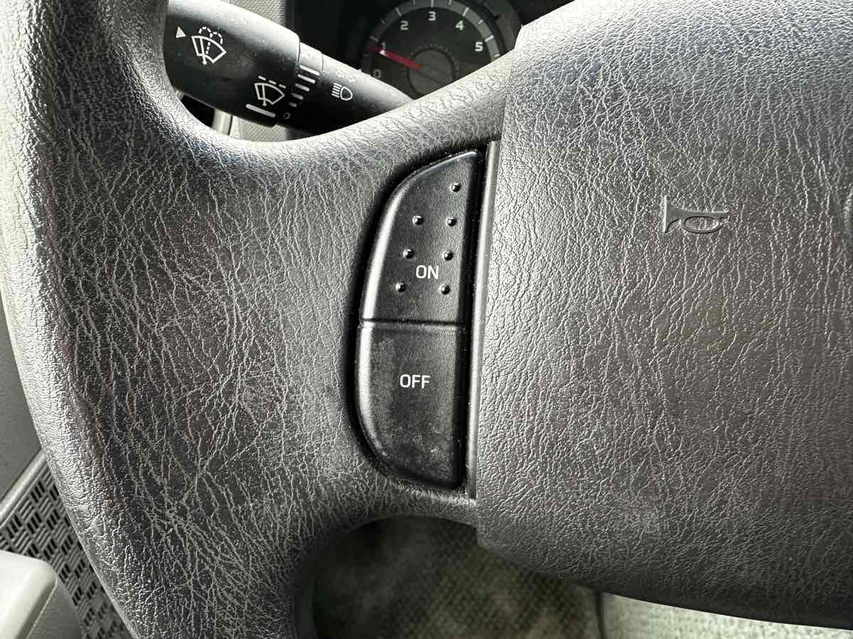 Used 2009 Ford E-150 and Econoline 150 XLT image 19