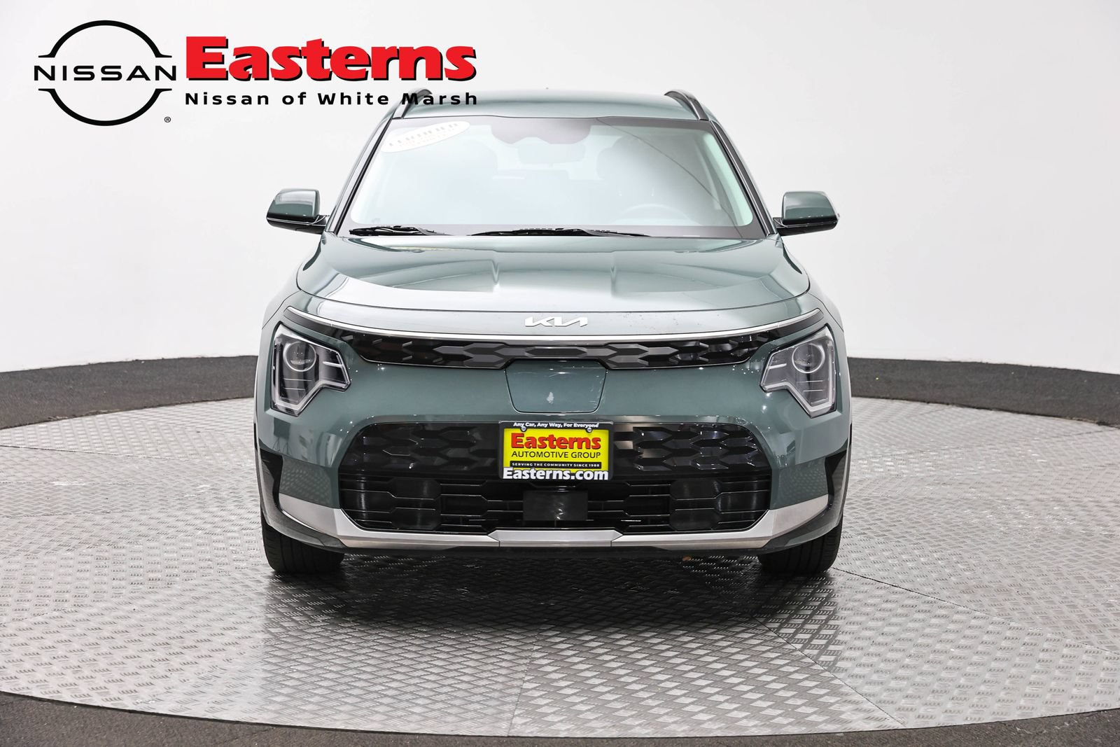 Used 2023 Kia Niro Wind w/ Wind Preserve Package FWD image 2
