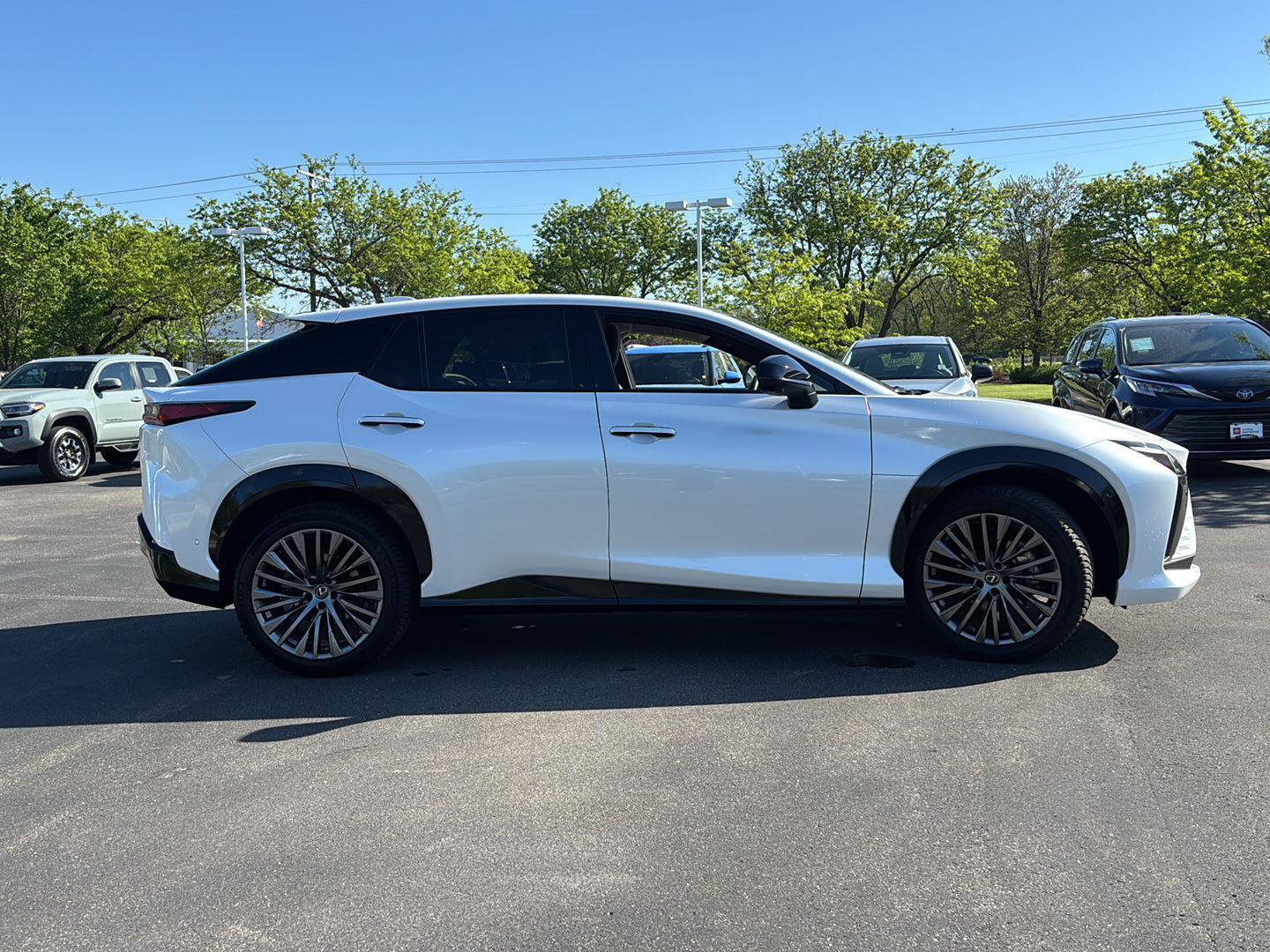 Used 2023 Lexus RZ 450e Premium w/ Accessory Package (2T) AWD/4WD image 16