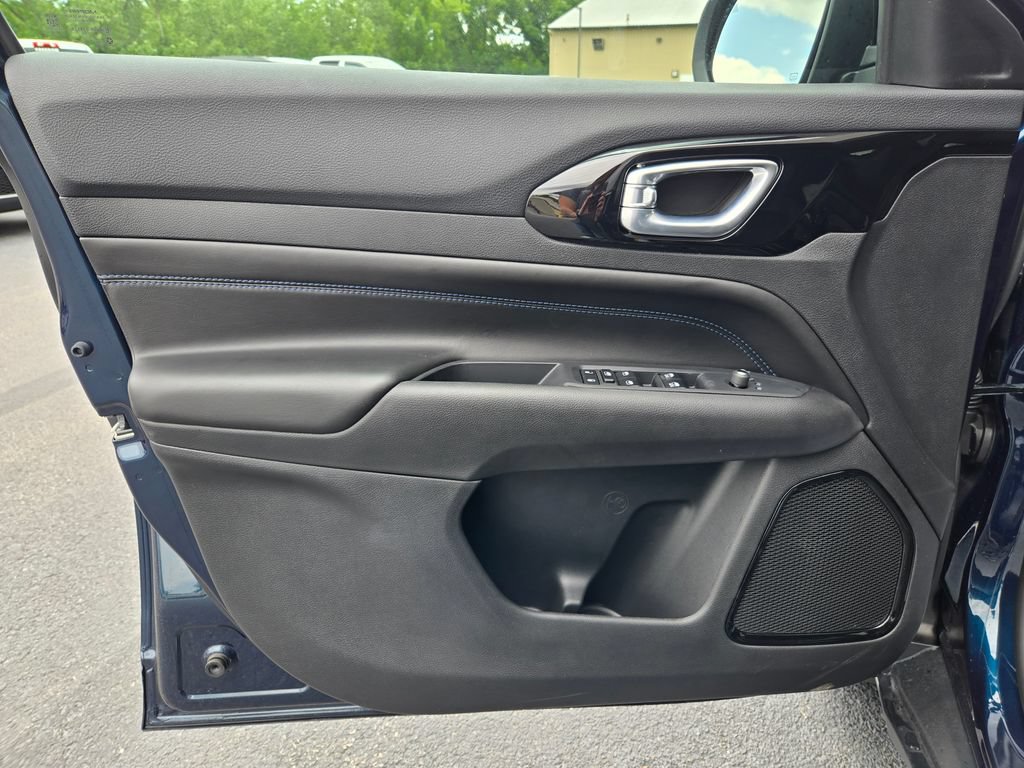 New 2026 Jeep Compass Latitude AWD/4WD image 11
