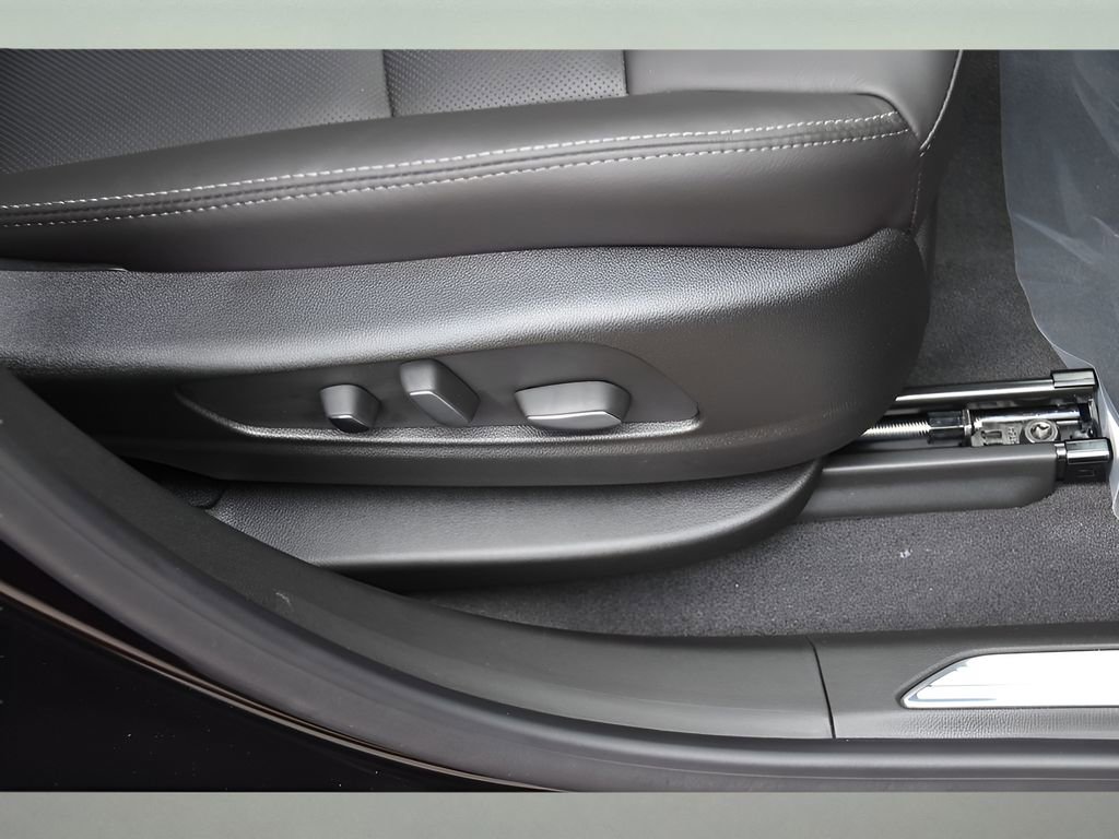 New 2025 Cadillac XT5 Premium Luxury w/ LPO, Floor Liner Package image 31