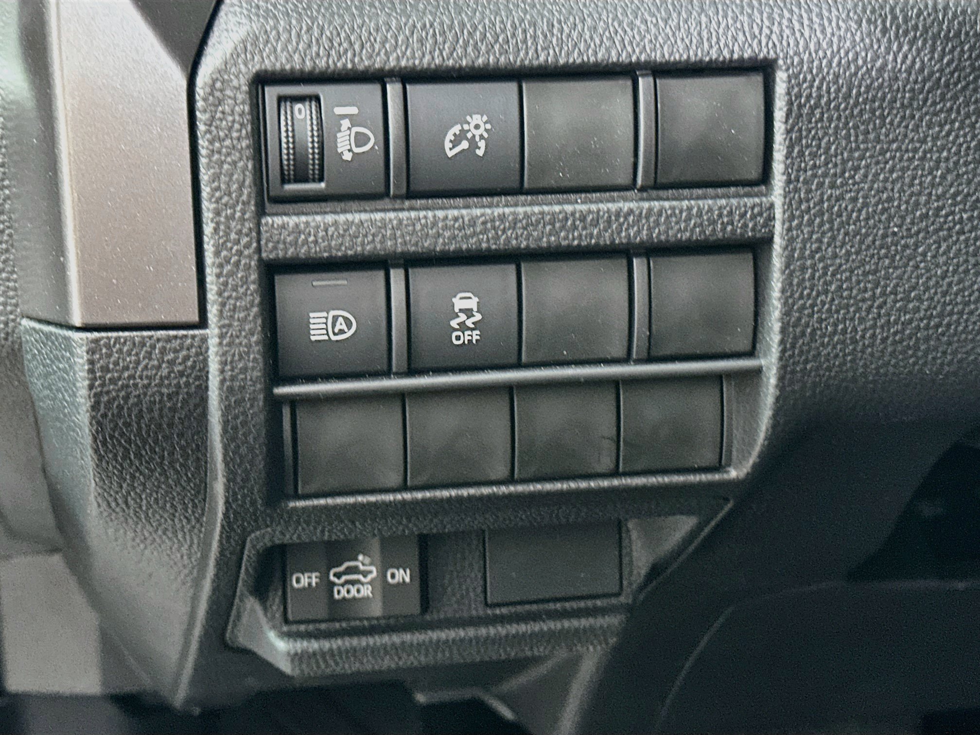 Used 2026 Toyota Tacoma SR5 RWD image 17