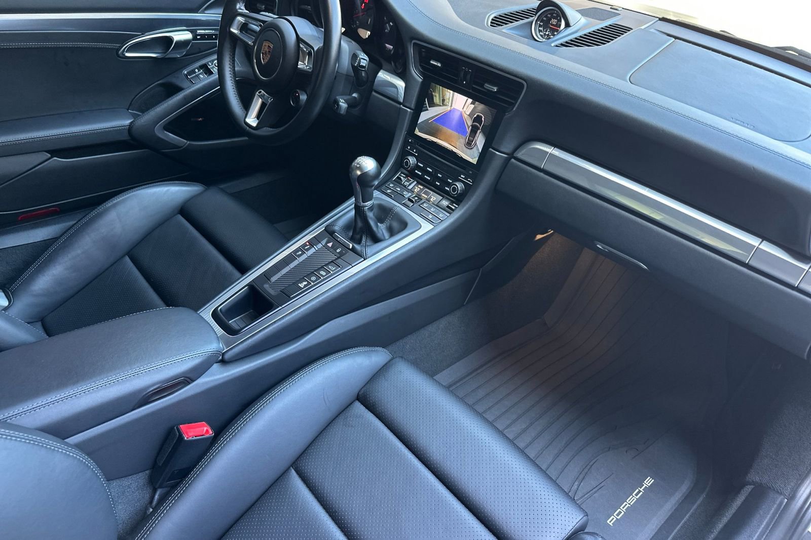 Used 2018 Porsche 911 Carrera S RWD image 17