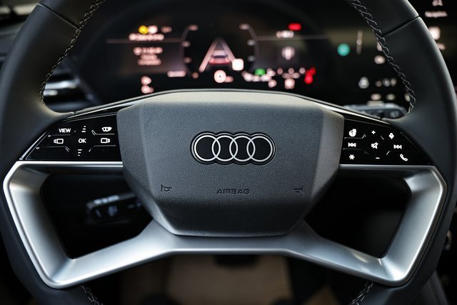 New 2025 Audi Q5 Premium Plus image 33