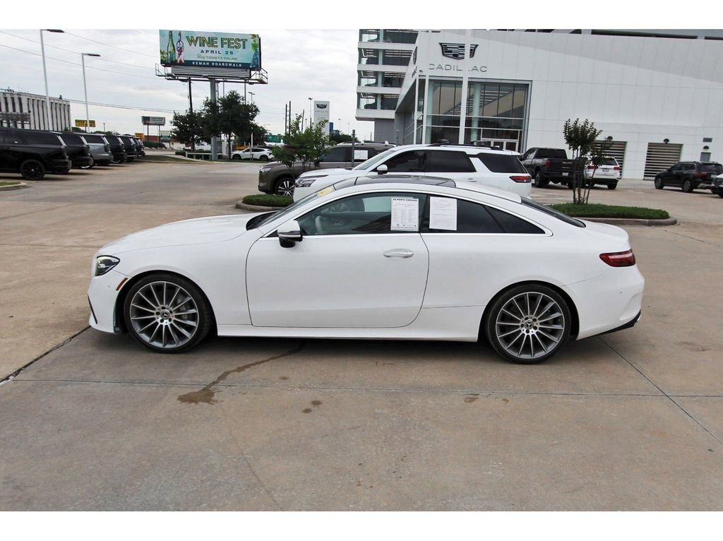 Used 2022 Mercedes-Benz E 450 Coupe image 3
