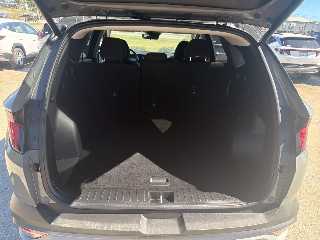 Used 2026 Hyundai Tucson SEL FWD image 9