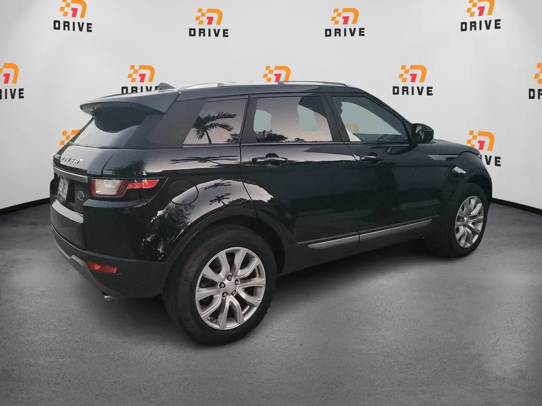 Used 2017 Land Rover Range Rover Evoque SE AWD/4WD image 5