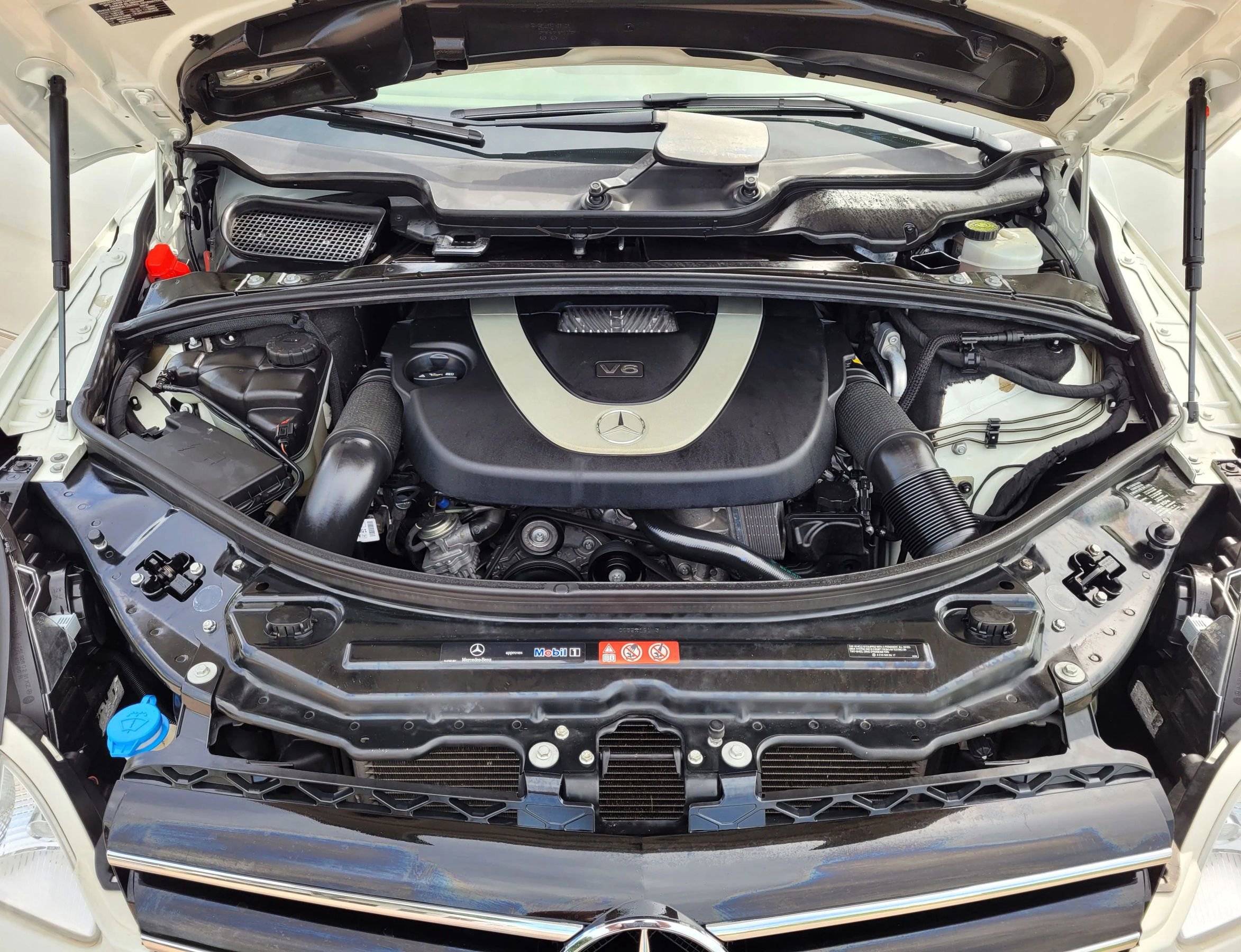 Used 2009 Mercedes-Benz R 350 4MATIC image 51