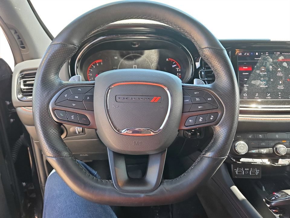 Used 2025 Dodge Durango R/T AWD/4WD image 16