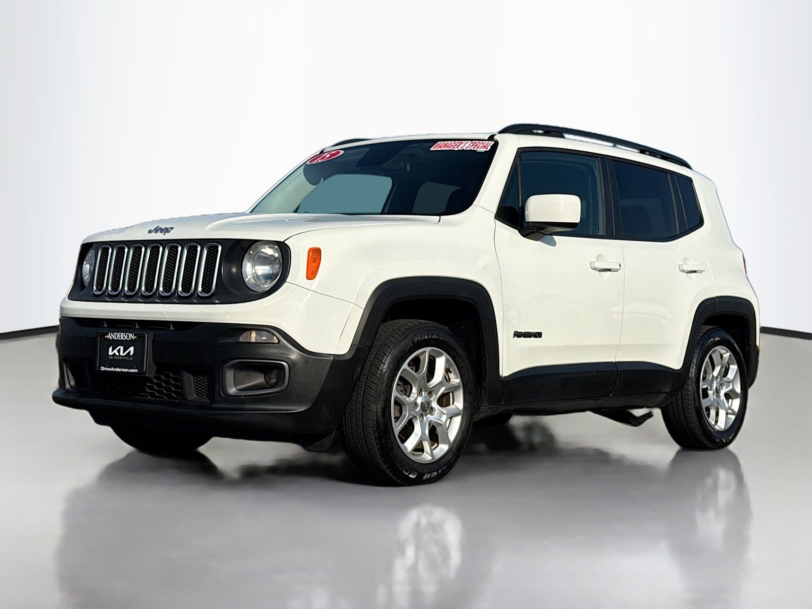 Used 2015 Jeep Renegade Latitude image 12