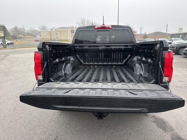 Used 2024 Chevrolet Colorado Z71 w/ Z71 Convenience Package 2 image 5